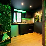 Apartamento La Forêt Enchantée - à Thème Jacuzzi - évasion Pour Deux Schirrhein