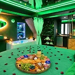 Apartman La Foret Enchantee - A Theme Jacuzzi - Evasion Pour Deux *