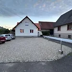 La Foret Enchantee - A Theme Jacuzzi - Evasion Pour Deux Apartman *