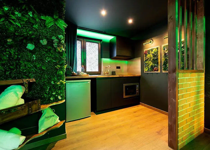 Apartament La Foret Enchantee - A Theme Jacuzzi - Evasion Pour Deux Schirrhein